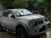 Bán xe Mitsubishi Triton đời 2012, màu bạc 