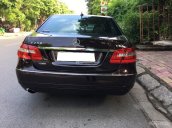 Cần bán xe Mercedes E250 sản xuất 2010, màu nâu