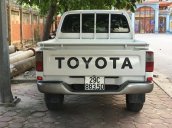 Bán Toyota Hilux máy dầu gl 2005, màu trắng, xe nhập giá cạnh tranh