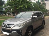 Gia đình cần bán Fortuner 2017, số sàn, máy dầu, màu bạc đẹp như mới