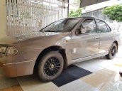 Cần bán Nissan Bluebird đời 1993, nhập khẩu Nhật Bản