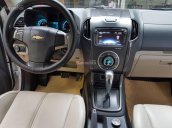 Cần bán Chevrolet Colorado đời 2015, màu trắng, nhập khẩu nguyên chiếc