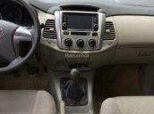 Bán Toyota Innova 2.0E, màu nâu vàng số sàn sản xuất 2016, biển tỉnh xe đẹp