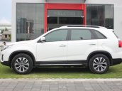 Cần bán xe Kia Sorento GATH 2.4 đời 2016, màu trắng