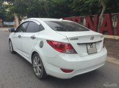 Cần tiền bán gấp Hyundai Accent 2012 AT, nhập khẩu màu trắng