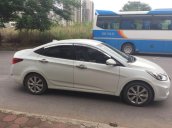 Cần tiền bán gấp Hyundai Accent 2012 AT, nhập khẩu màu trắng