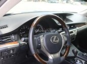 Bán xe Lexus ES 350 sản xuất 2014, đăng ký lần đầu 2015. Xe cực chất