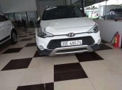 Bán xe Hyundai i20 Active 2017 xe nhập, số tự động 