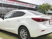 Cần bán Mazda 3 AT sản xuất năm 2016, màu trắng  