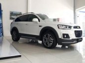 Bán ô tô Chevrolet Captiva đời 2017, màu trắng