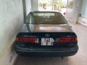 Cần bán lại xe Toyota Camry MT 2000, giá tốt