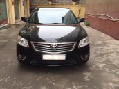 Bán Toyota Camry 2.4G đời 2010, màu đen, 650tr, xe đẹp