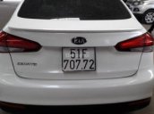 Bán Kia Cerato 1.6MT màu trắng, số sàn, sản xuất 2016, biển Sài Gòn