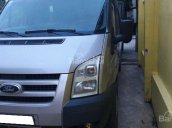 Nhà cần thanh lý Ford transit 2009, số sàn máy dầu màu xám bạc