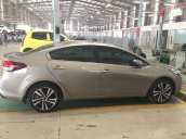 Kia Hà Nội- Kia Cerato khuyến mại 10 ngày cuối tháng chỉ là một ngày trong tháng, liên hệ: 0866.568.103