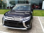 Bán Mitsubishi Outlander 2.0 CVT đời 2018, màu đen giá 808 triệu tại Quảng Bình - Liên hệ 0982.970.173