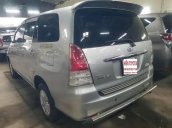 Bán ô tô Toyota Innova 2.0V 2010, màu bạc xe gia đình, giá chỉ 460 triệu