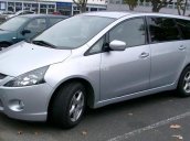 Bán Mitsubishi Grandis 2006, màu bạc xe gia đình 