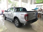 Bán Ford Ranger 3.2 màu đen có xe giao ngay, bán trả góp 90%