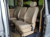 Bán Hyundai Starex 9 chỗ, máy dầu, số sàn, nhập Hàn Quốc 2013, bản ghế xoay, biển Sài Gòn, màu xám