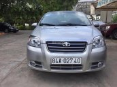 Tôi cần bán chiếc xe Daewoo Gentra SX màu bạc, số tay, sản xuất năm 2007