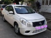 Cần bán gấp Nissan Sunny năm sản xuất 2014, màu trắng, giá 320tr