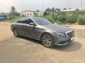 Bán xe Mercedes E200 nâu 2017, trả trước 600 triệu rinh xe về ngay
