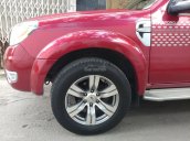 Cần bán Ford Everest 2011 tự động, máy dầu, màu đỏ cực độc và đẹp