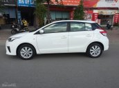 Bán Toyota Yaris 1.3 nhập khẩu nguyên chiếc, màu trắng, đời 2015