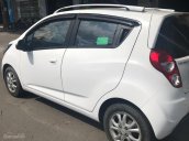 Cần bán Chevrolet Spark LTZ 1.0 2015, màu trắng số tự động, xe nhà