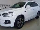 Trả trước 180tr lấy xe Chevrolet Captiva LTZ đời 2018, màu trắng