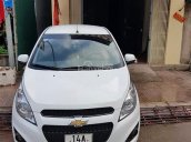 Bán ô tô Chevrolet Spark LS 1.2 MT đời 2017, màu trắng, giá tốt