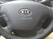 Gia đình cần bán Kia Carens 2013 2.0AT tự động, màu xám lông chuột