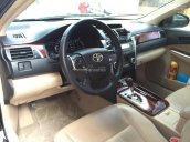 Cần bán xe Toyota Camry 2.0 E đời 2012, màu đen