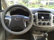 Bán ô tô Toyota Innova 2.0E đời 2016, màu bạc