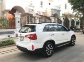 Bán xe Kia Sorento năm 2016 màu trắng, 775 triệu