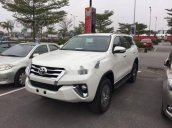 Cần bán lại xe Toyota Fortuner đời 2018, màu trắng, giá chỉ 926 triệu