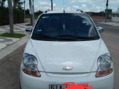 Cần bán xe Chevrolet Spark 08. MT đời 2009, màu trắng