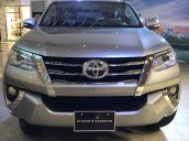 Bán Toyota Fortuner 2.7V đời 2018, màu bạc, giao sớm, hỗ trợ trả góp 90%