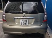 Cần bán gấp Mitsubishi Grandis năm sản xuất 2009, giá tốt