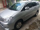 Bán Toyota Innova G năm 2010, màu bạc  