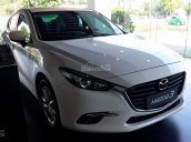 Bán xe Mazda 3 2018, màu trắng, giá 659tr