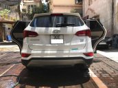 Cần bán Hyundai Santa Fe đời 2016, màu trắng