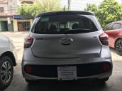 Bán Hyundai Grand i10 năm sản xuất 2018, màu bạc