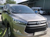 Cần bán Toyota Innova E 2016 số sàn máy xăng, xe đẹp không lầm lỗi