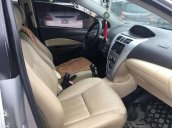 Cần bán Toyota Vios đời 2008, màu bạc số sàn, 225 triệu