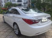 Bán ô tô Hyundai Sonata 2.0 AT đời 2011, màu trắng, nhập khẩu