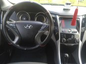 Bán ô tô Hyundai Sonata 2.0 AT đời 2011, màu trắng, nhập khẩu