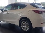 Bán Mazda 3 đời 2018, màu trắng