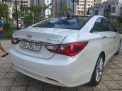 Bán Hyundai Sonata 2.0 AT đời 2011, màu trắng, 590 triệu